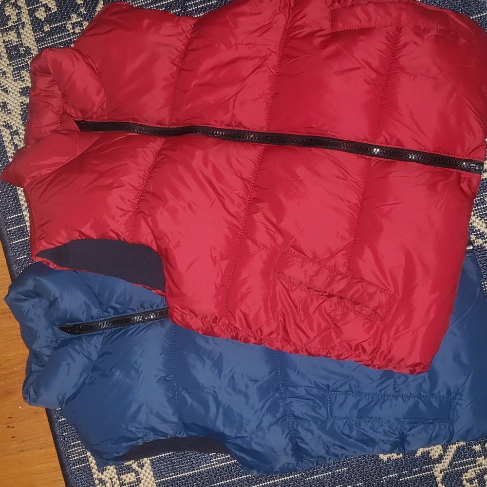 Kids Old Navy puffer vest